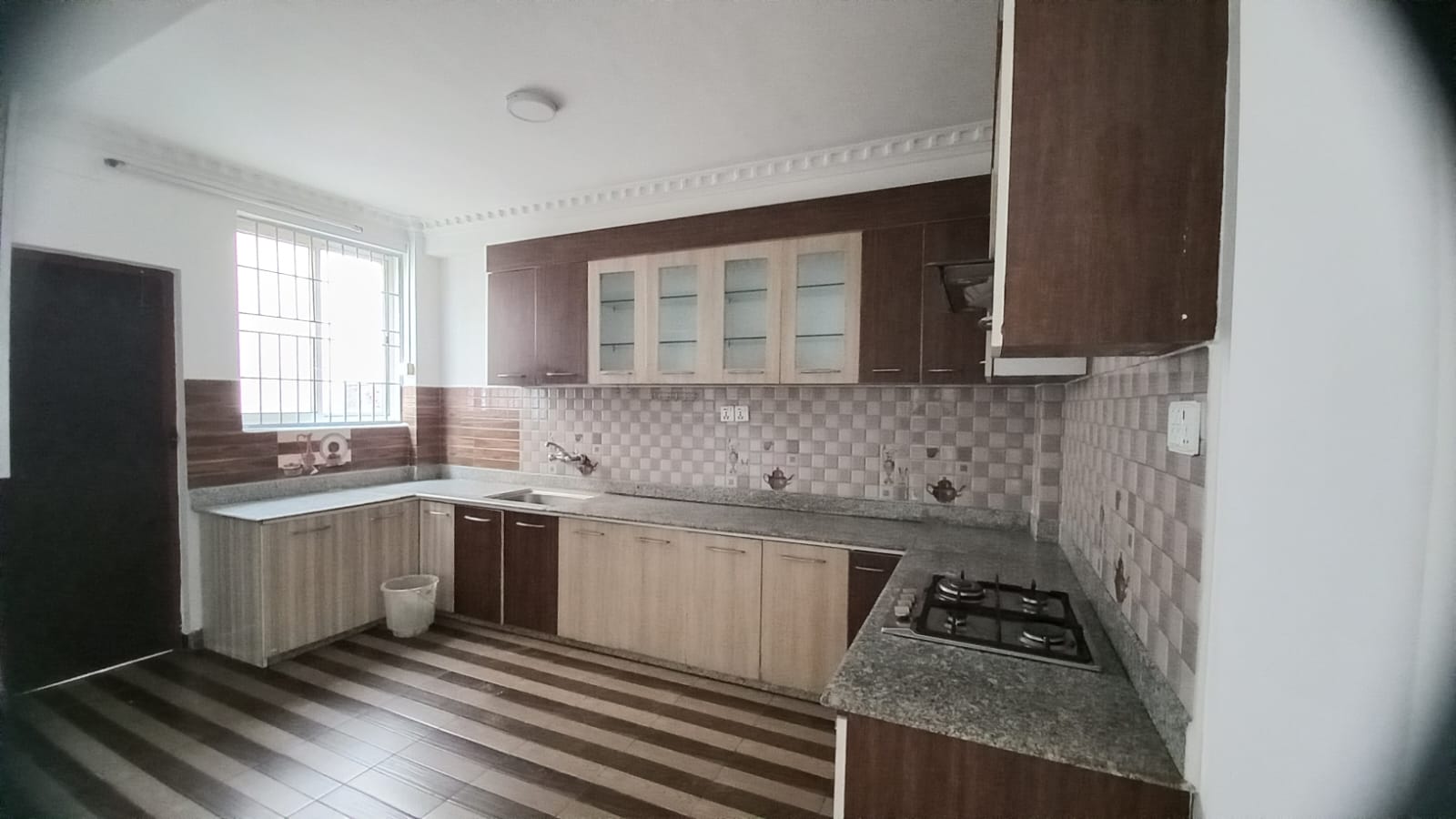 Open Kitchen
